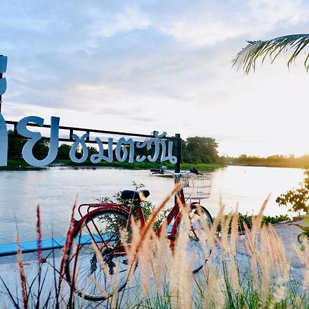 Baantia Chomtawan Bed & Breakfast Surat Thani Luaran gambar