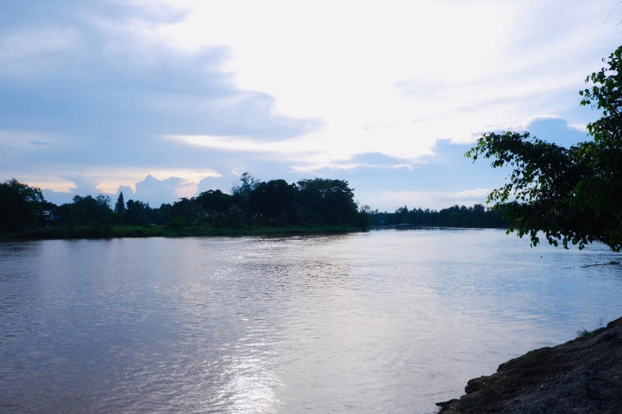 Baantia Chomtawan Bed & Breakfast Surat Thani Luaran gambar