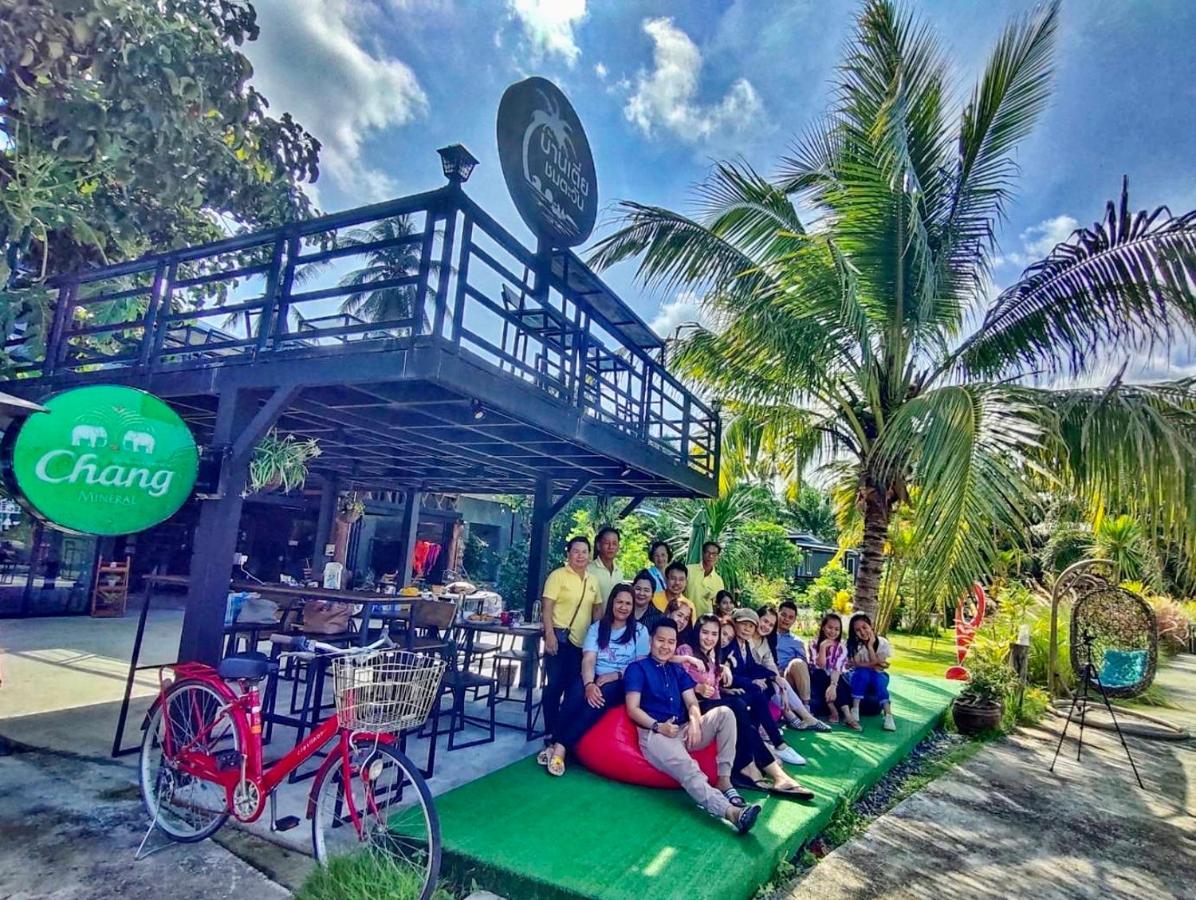 Baantia Chomtawan Bed & Breakfast Surat Thani Luaran gambar