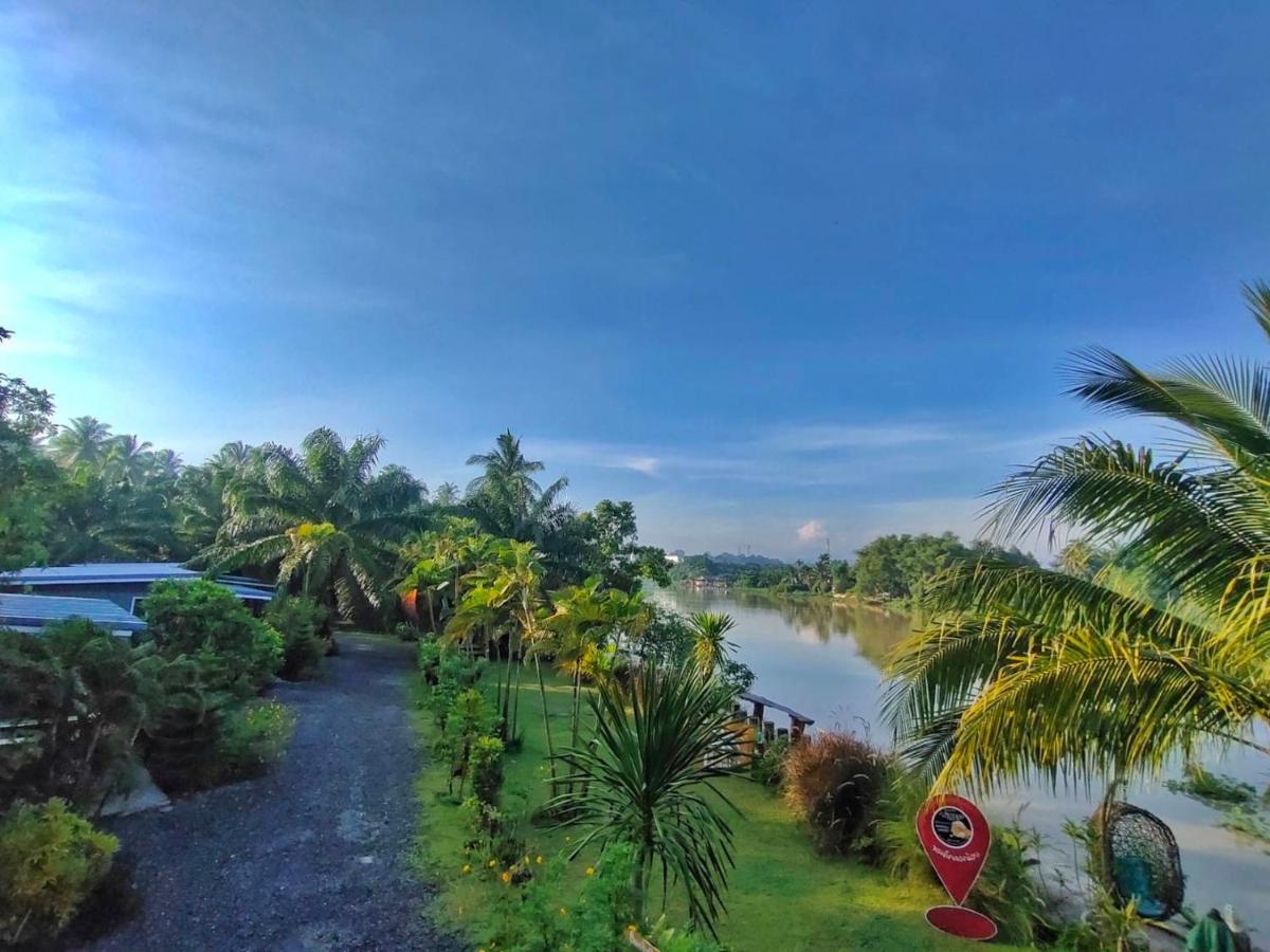 Baantia Chomtawan Bed & Breakfast Surat Thani Luaran gambar