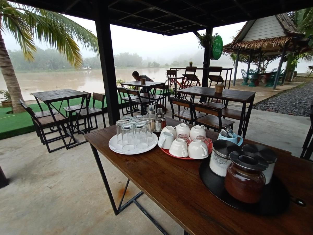Baantia Chomtawan Bed & Breakfast Surat Thani Luaran gambar